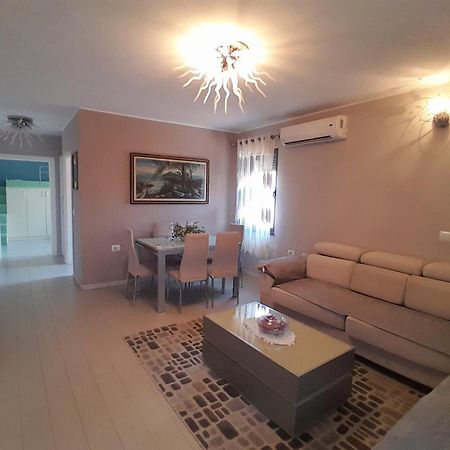 Cufaj Apartaments Shkodra Buitenkant foto