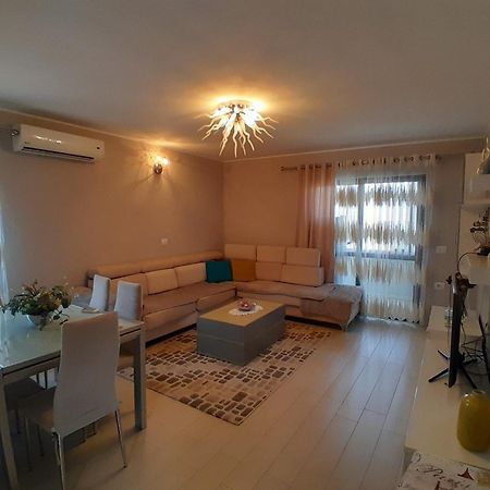 Cufaj Apartaments Shkodra Buitenkant foto