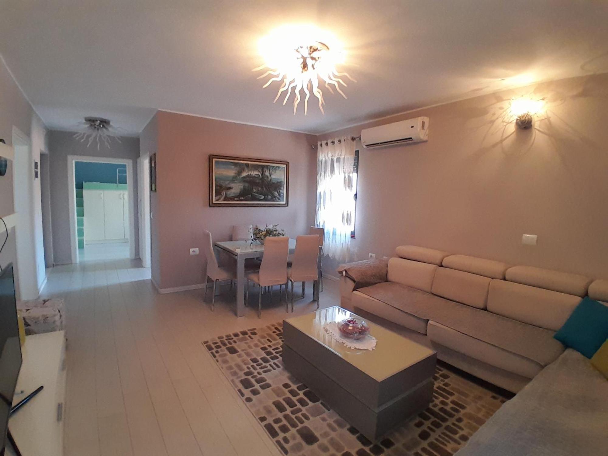 Cufaj Apartaments Shkodra Buitenkant foto